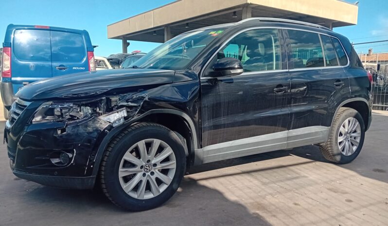 VW TIGUAN 5N pieno